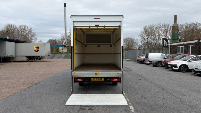 Ford Transit 350 L4 Diesel Fwd 2.0 EcoBlue 130ps Leader Luton Van